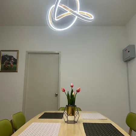 Roxy Apartment Kuching Exterior photo